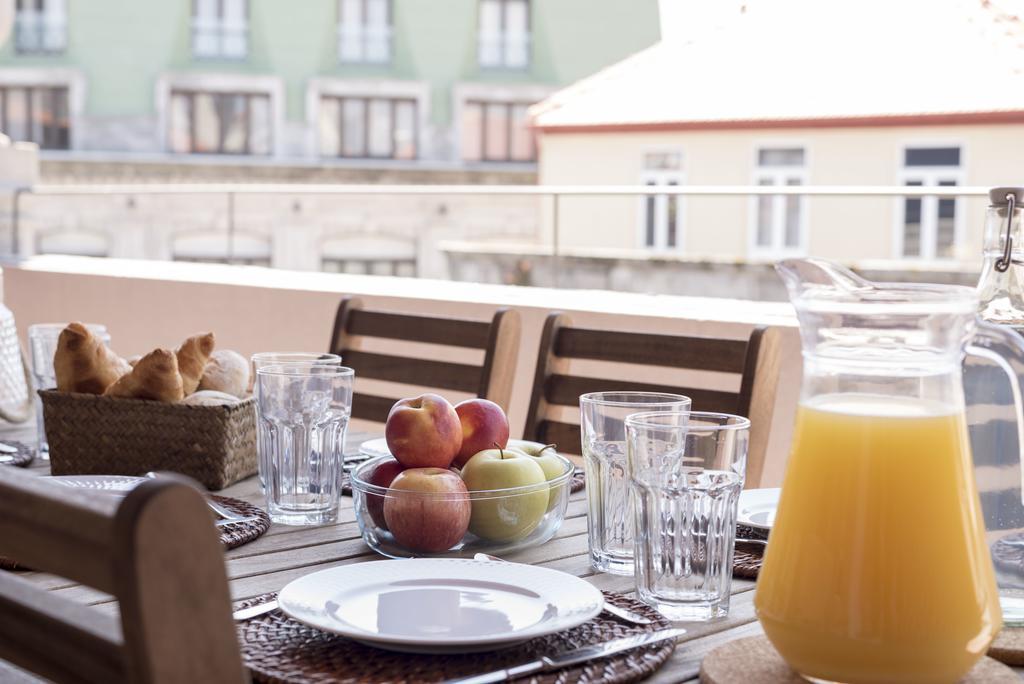 Apartment Lovelystay - Floor Balcony Porto