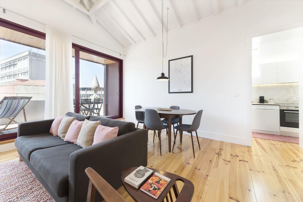 Appartement Lovelystay - Floor Balcony Porto